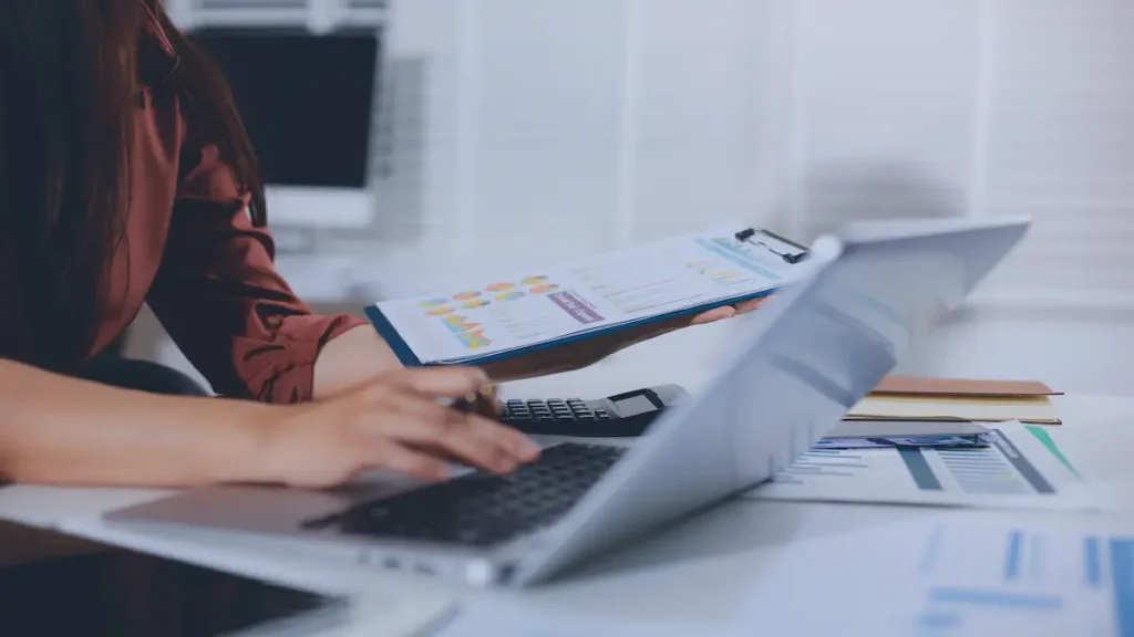 XLOOKUP vs VLOOKUP for small business which Excel formula should you